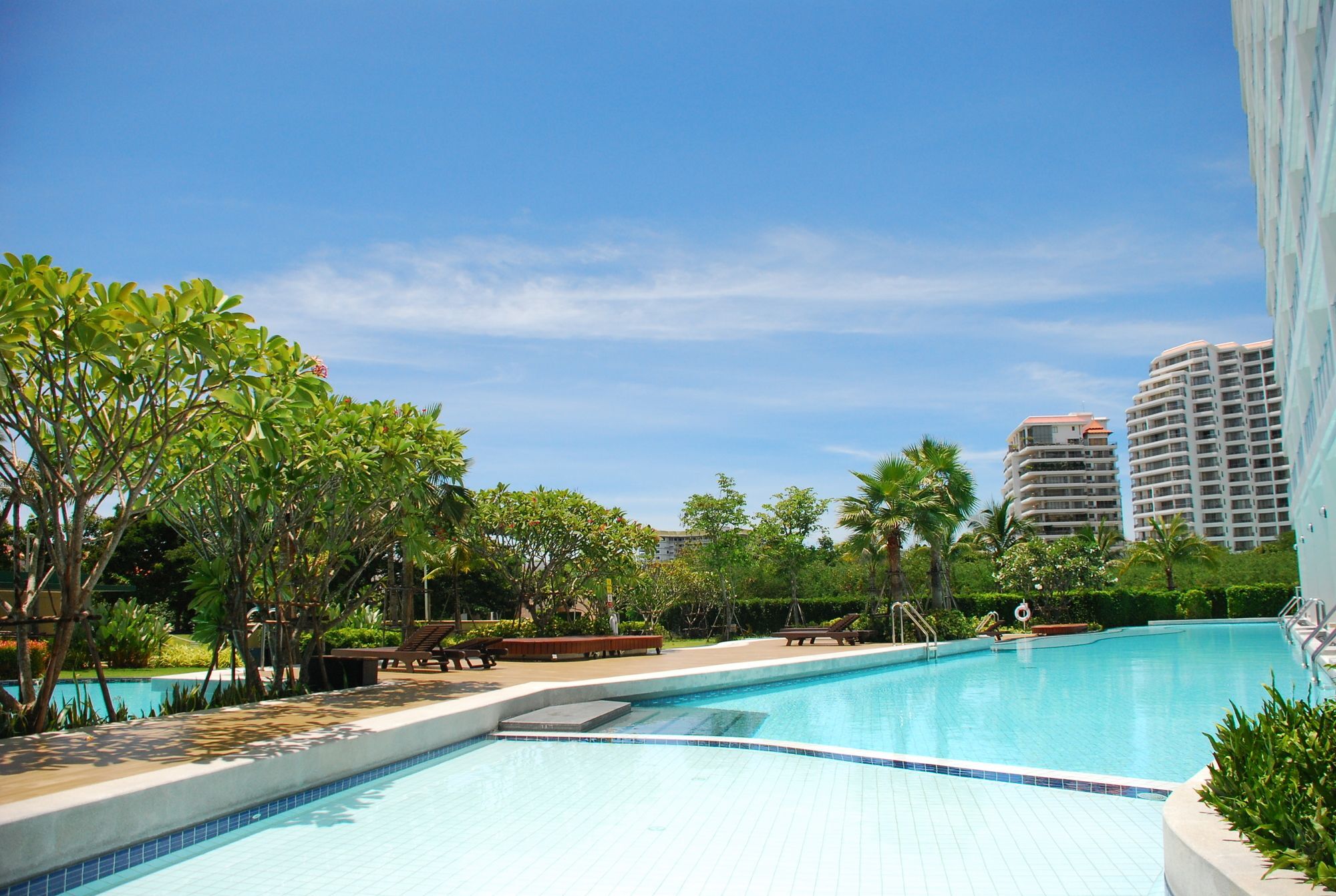 The Legend Boathouse - 904 Hotel ชะอำ ภายนอก รูปภาพ